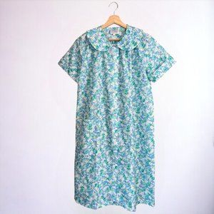 Vintage 60s 70s JCPenney Peter Pan Collar Blue Floral Snap Up Housecoat 16
